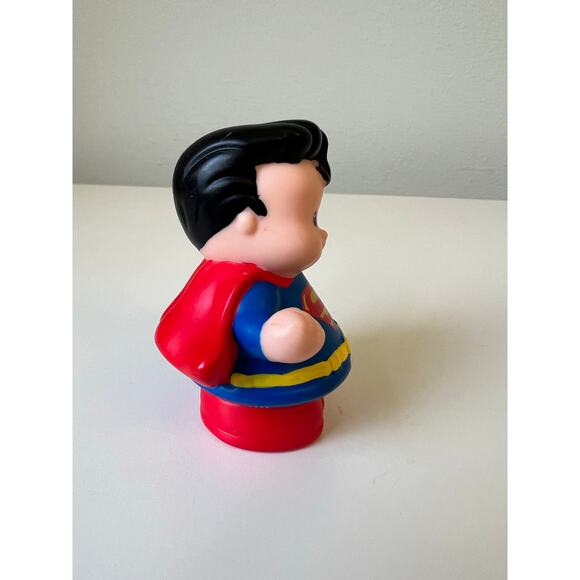 Fisher-Price Little People DC Super Friends Superman Figure 2011 - Picture 5 of 6